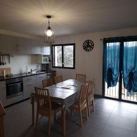 Appartement Rez De Jardin Saint-Martin-dʼUriage Exterior foto